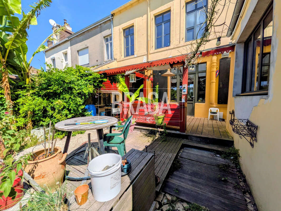 Maison à SAINT-ETIENNE-AU-MONT