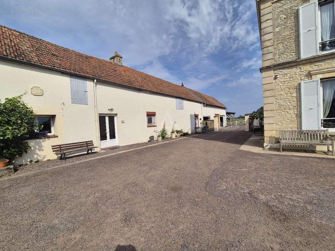 Belle propriété à seulement 4kms de Cabourg - photo 4