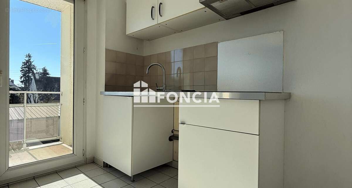 Appartement à PONTAULT-COMBAULT