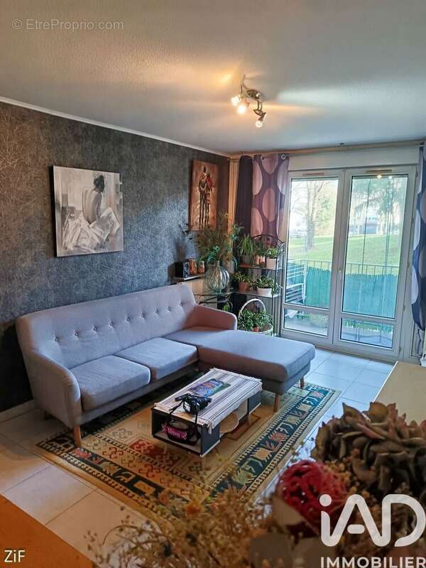 Photo 2 - Appartement à VILLEFRANCHE-SUR-SAONE