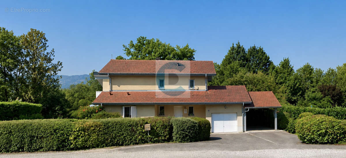 Maison à CONTAMINE-SUR-ARVE