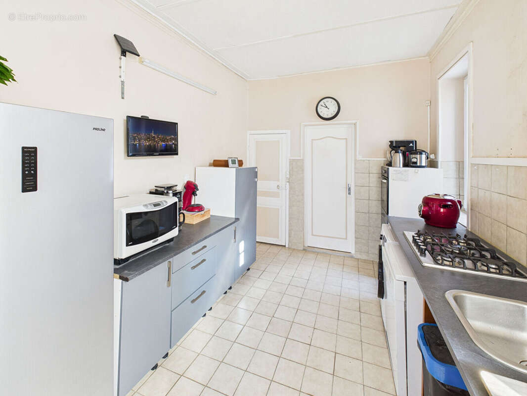 Maison à AIGUEPERSE