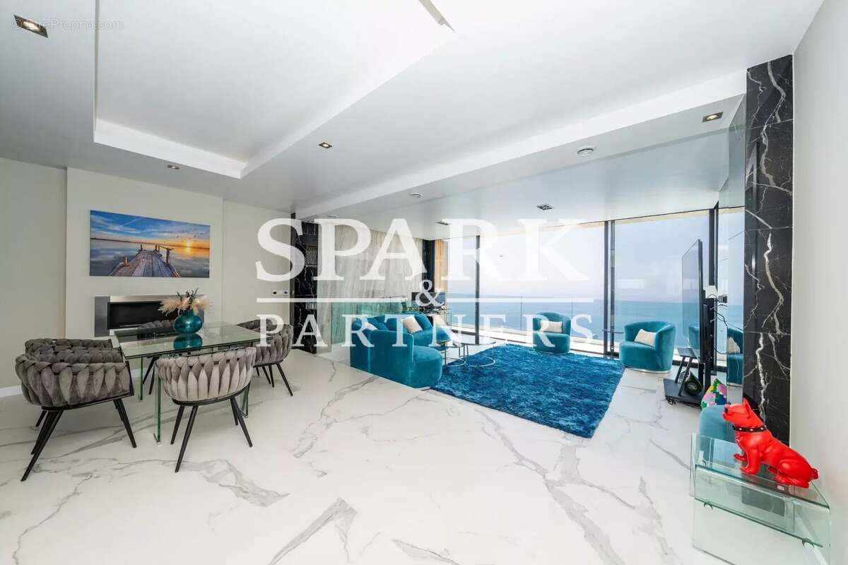 Roquebrune-Cap-Martin - Villa avec vue panoramique sur la mer - photo 5
