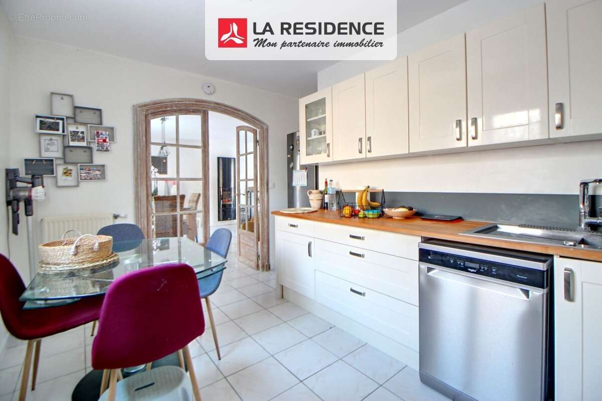 Maison à VERNEUIL-SUR-SEINE