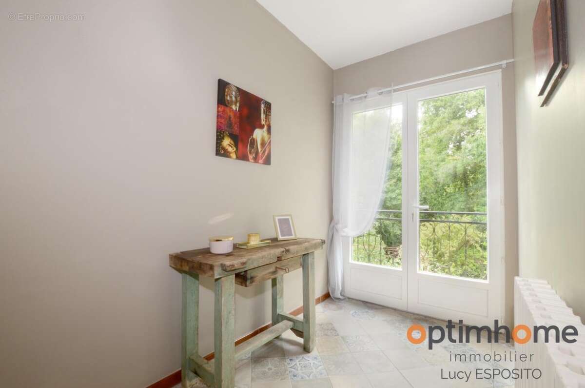 Propriété de 4 chambres au bord de la rivière à vendre - photo 13