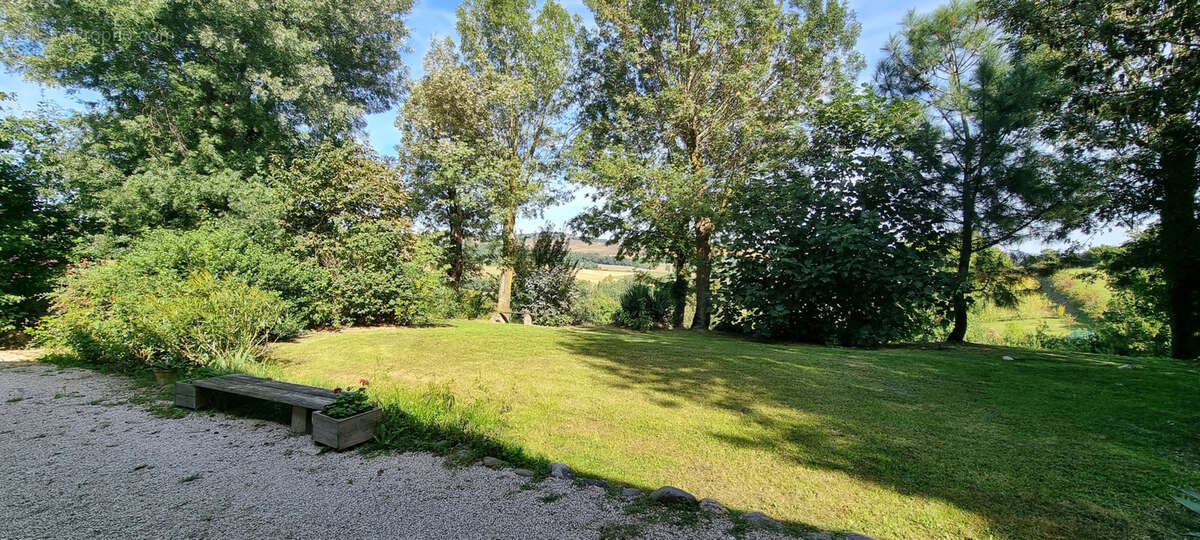 Maison à L&#039;ISLE-EN-DODON