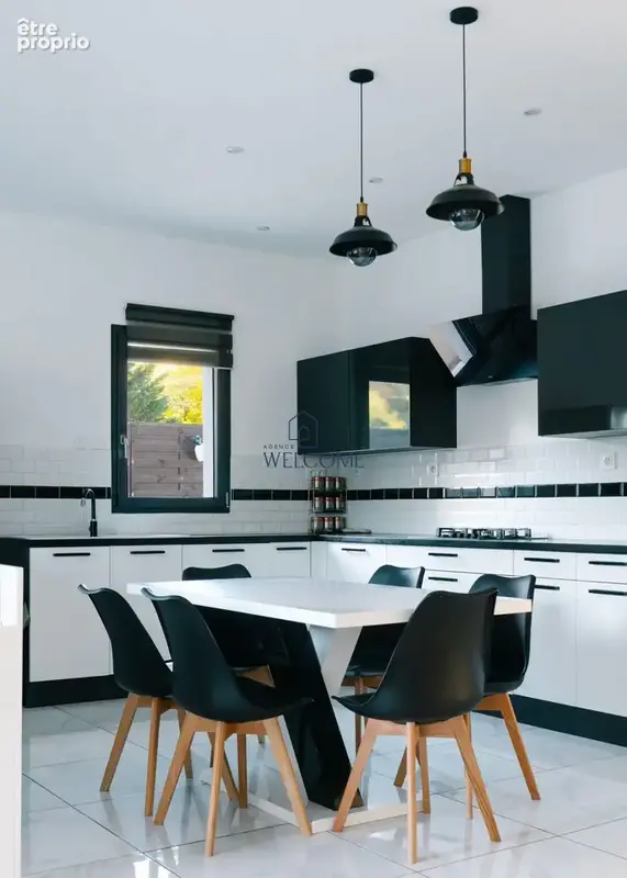 Maison 6 pièces 145 m² à vendre à Bagnols-Sur-Ceze (30200) - photo 3