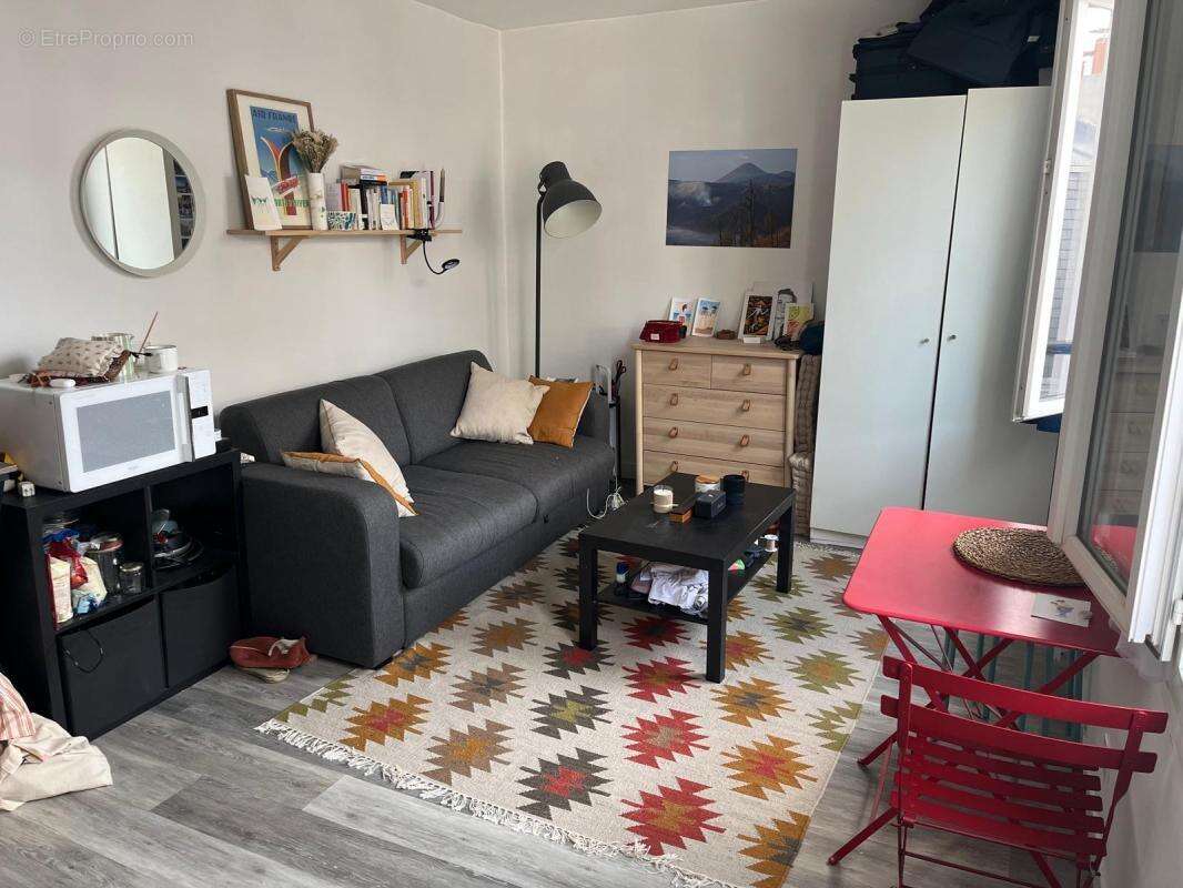 Appartement à PARIS-18E