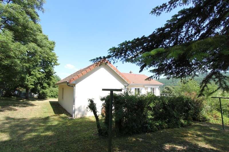 Maison à vendre 5 pièces de 106 m² à SAINTE MARIE SUR OUCHE (21), terrain de 2213 m² arboré - photo 31