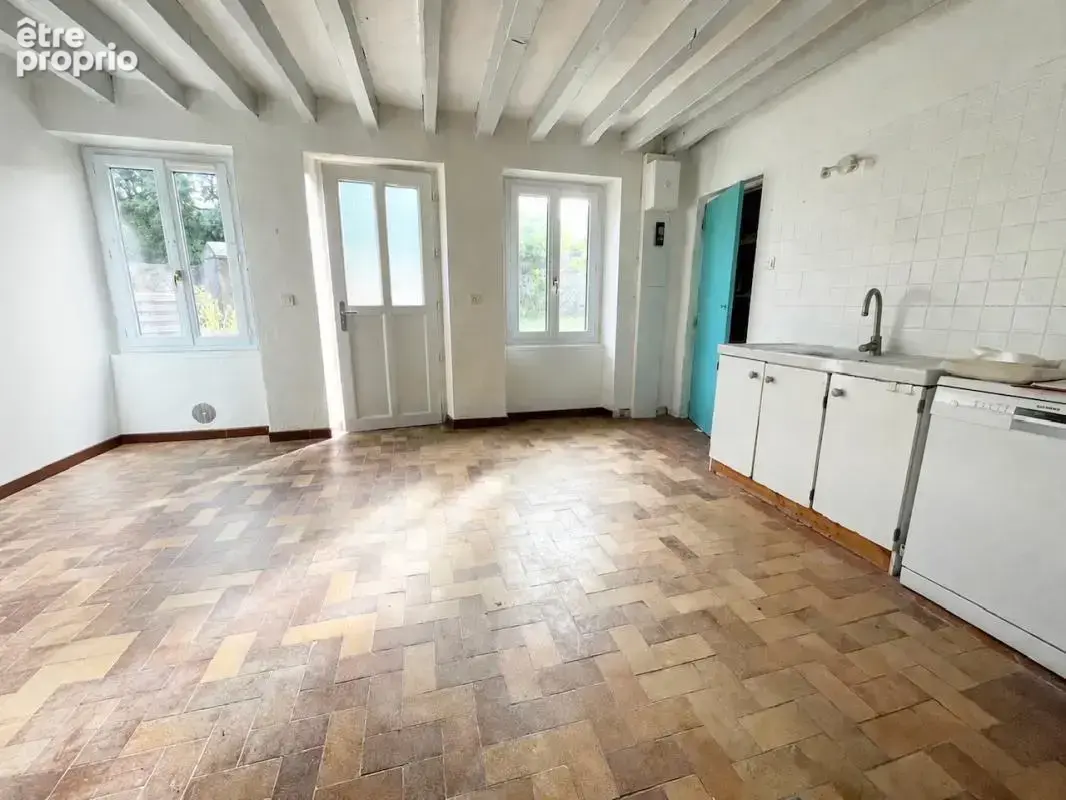 Appartement  Saint Germain de la Grange 3 pièce(s) 75 m2 - photo 1