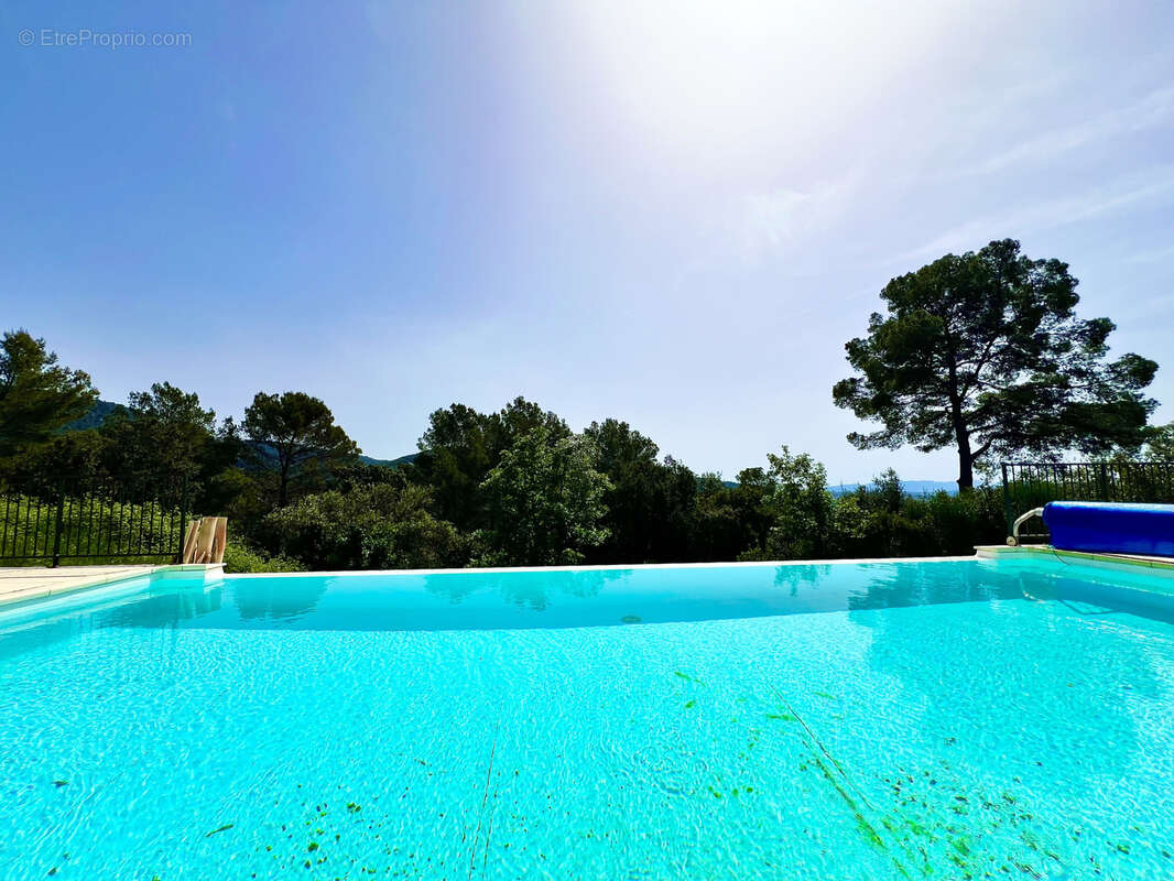 Maison à DRAGUIGNAN