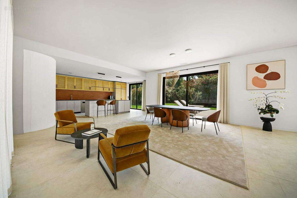 MOUGINS Villa contemporaine au calme dans un quartier hyper-recherché - photo 4