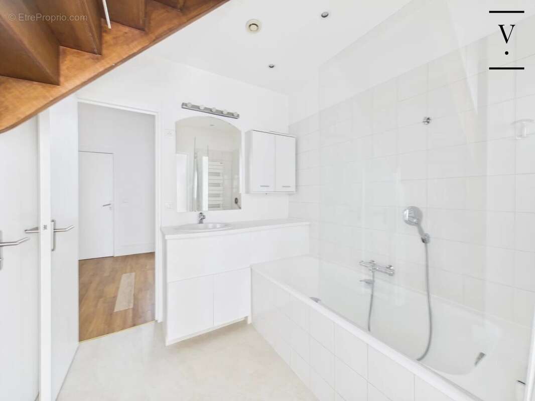 Appartement à PARIS-3E