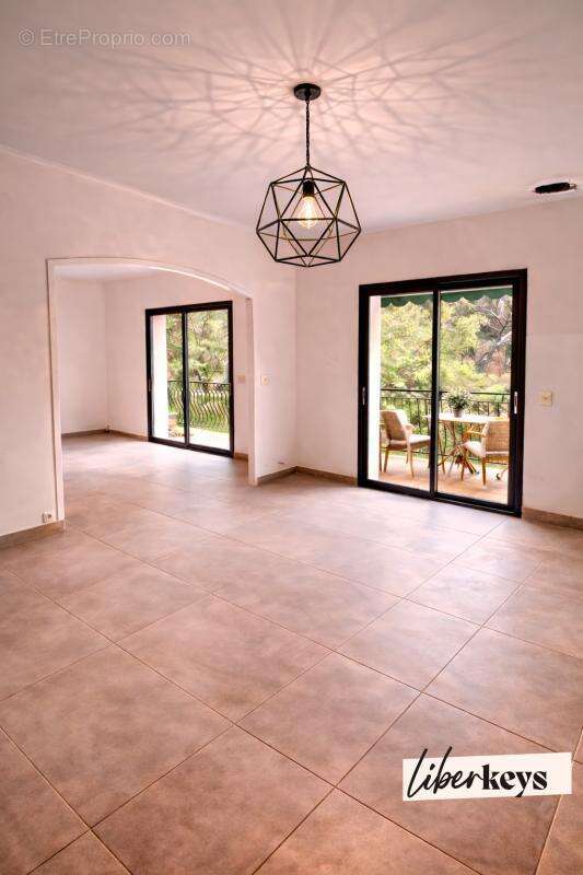 Maison à ROQUEBRUNE-CAP-MARTIN