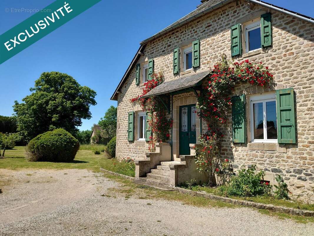 Photo 2 - Maison à BASSIGNAC-LE-HAUT