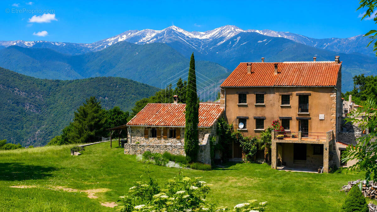 Exceptionnelle propriété de plus de 54 hectares – Vue panoramiqu - photo 2