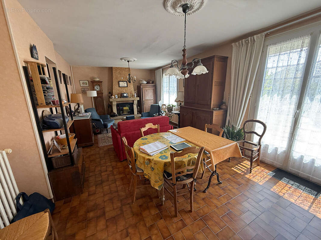 Rare! Maison Plain pied Vendôme 2 chambres - photo 10