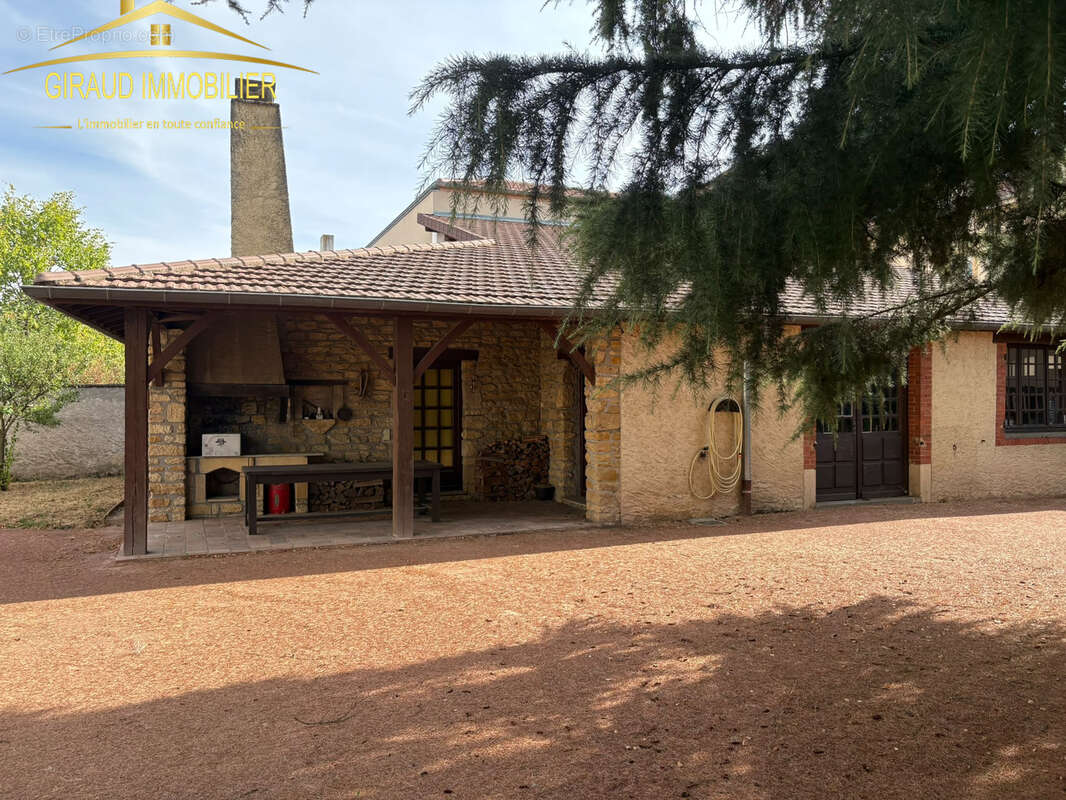 Pouilly-sous-charlieu maison familiale - photo 9