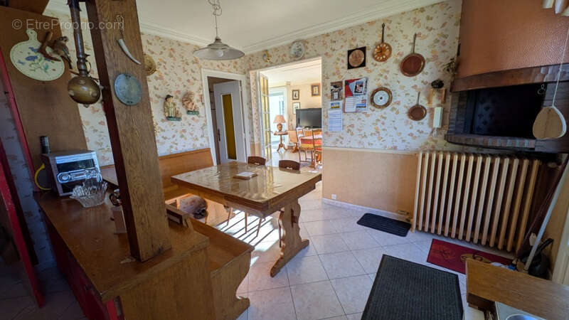 Maison à SAINT-GERVAIS-LA-FORET