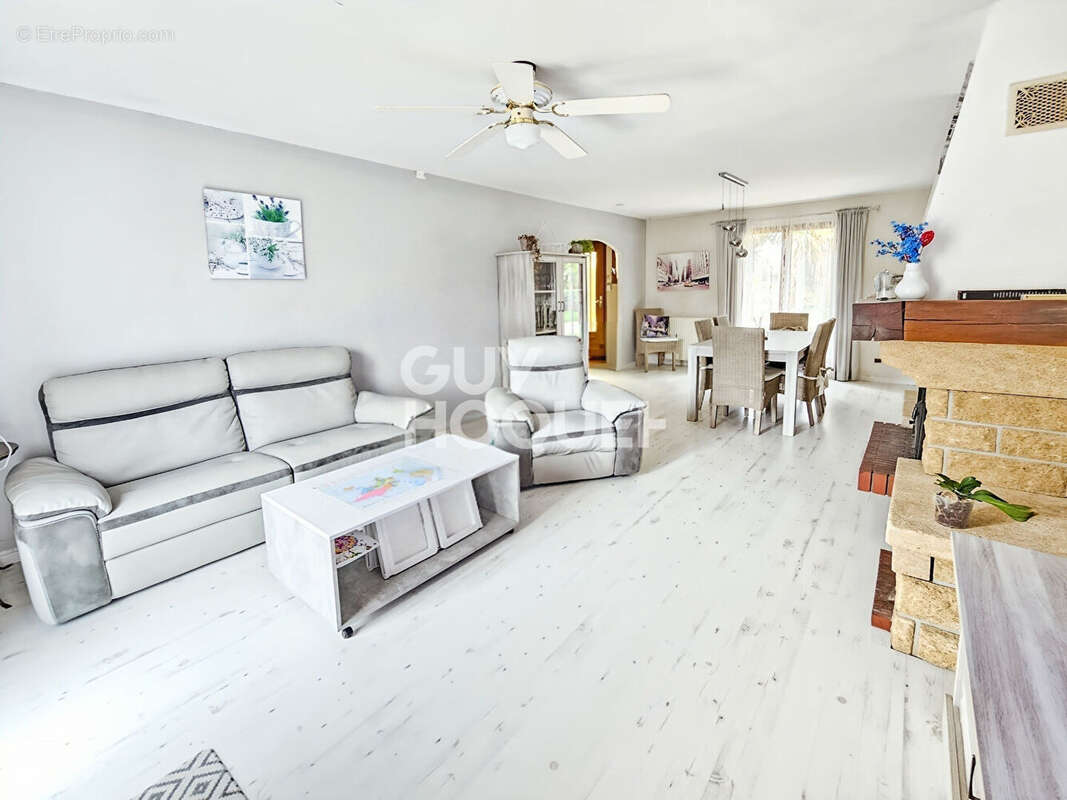 Maison à MARLES-EN-BRIE