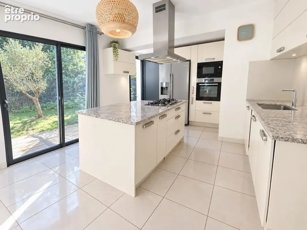 Maison 125 m² à Ornex  - photo 4