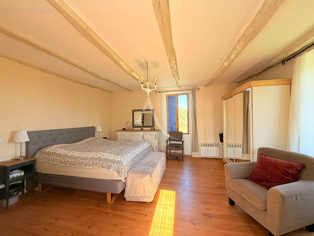 Maison à CASTELFRANC