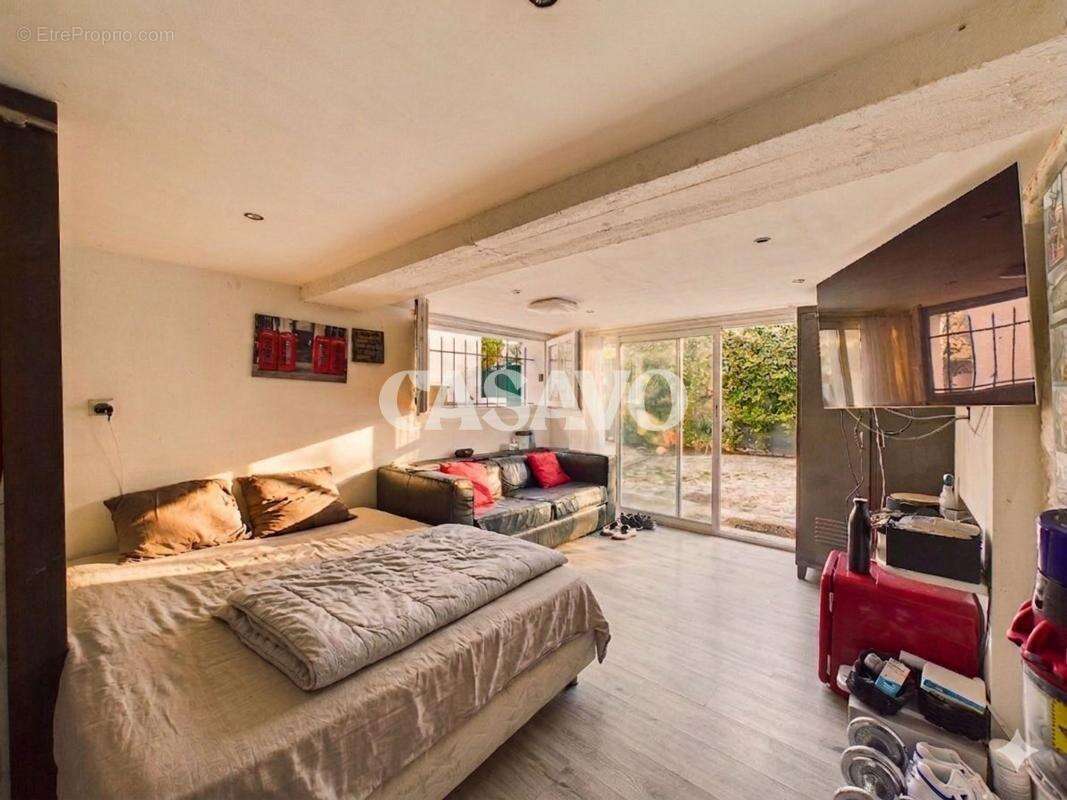 Maison à LE PERREUX-SUR-MARNE