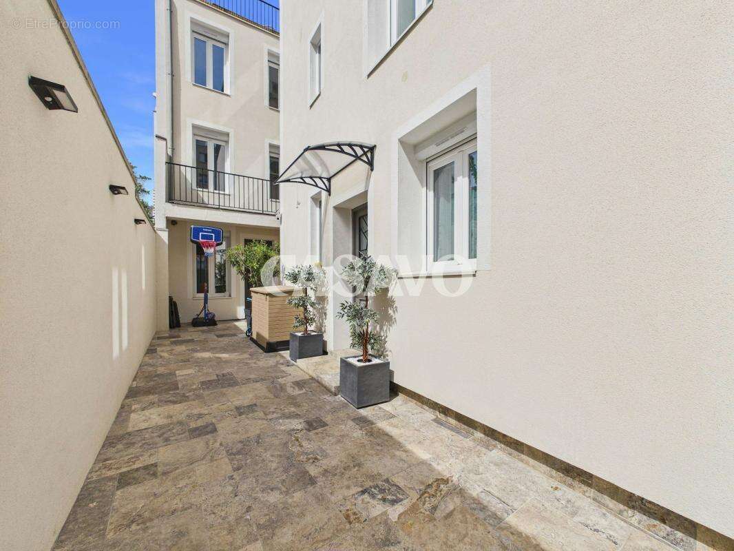 Vente Maison 6 pièces de 162m² - 92800 Puteaux - photo 8