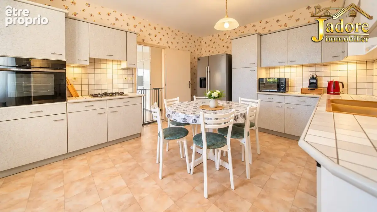 Maison renovee + annexe - photo 14