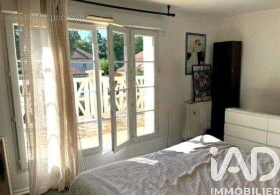 Photo 8 - Maison à BAILLY-ROMAINVILLIERS