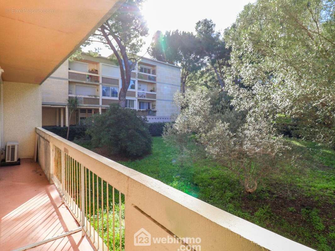 Appartement à MARSEILLE-8E