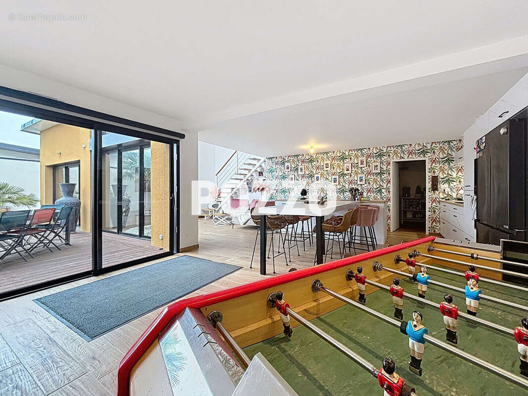 Maison à AGON-COUTAINVILLE