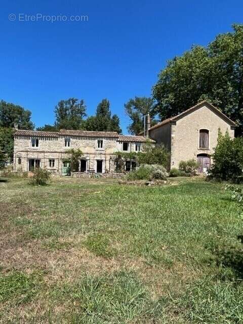 Maison à MOUSSOULENS