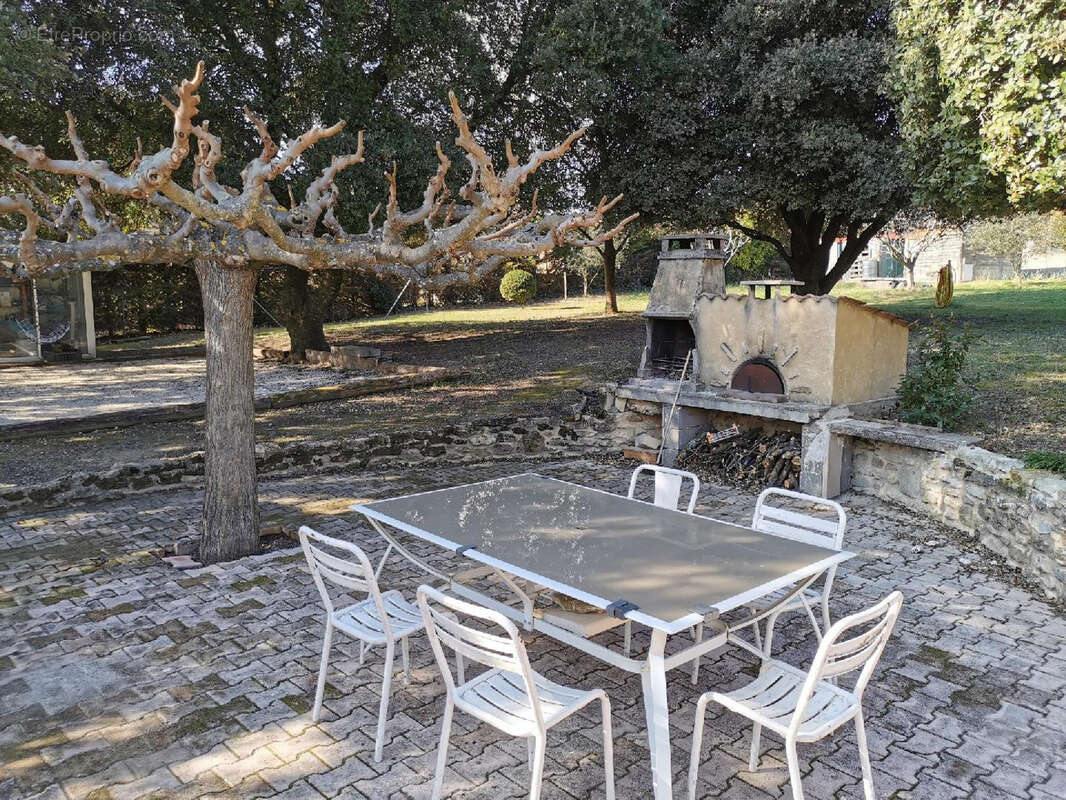Maison à GRIGNAN