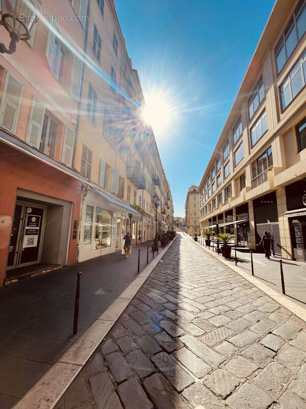 Commerce à NICE