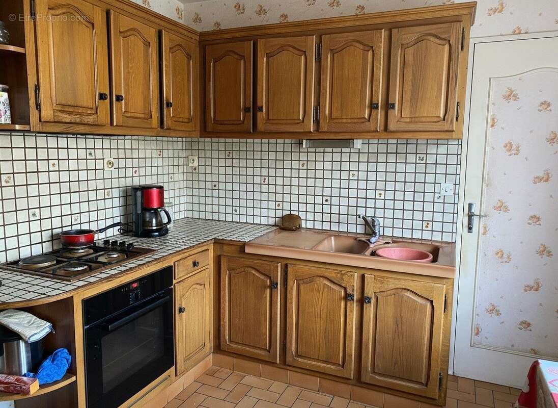 Maison à PEYRAT-LE-CHATEAU