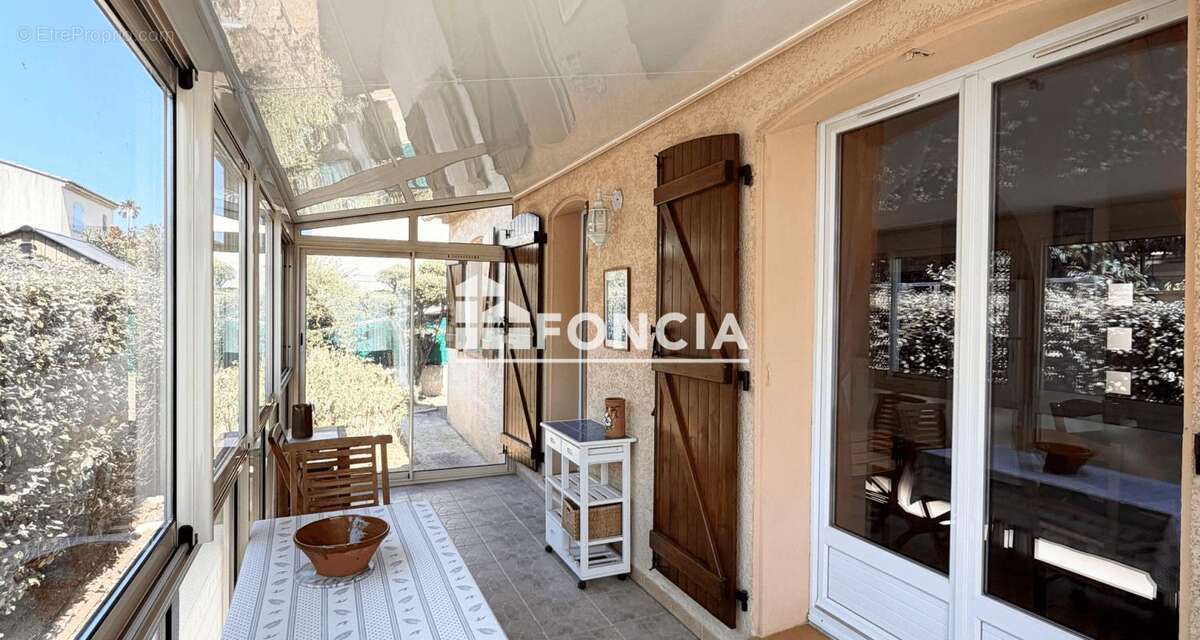 Villa de plain-pied 97m² – 3 chambres – Garage – Terrain piscinable – Quartier recherché - photo 5