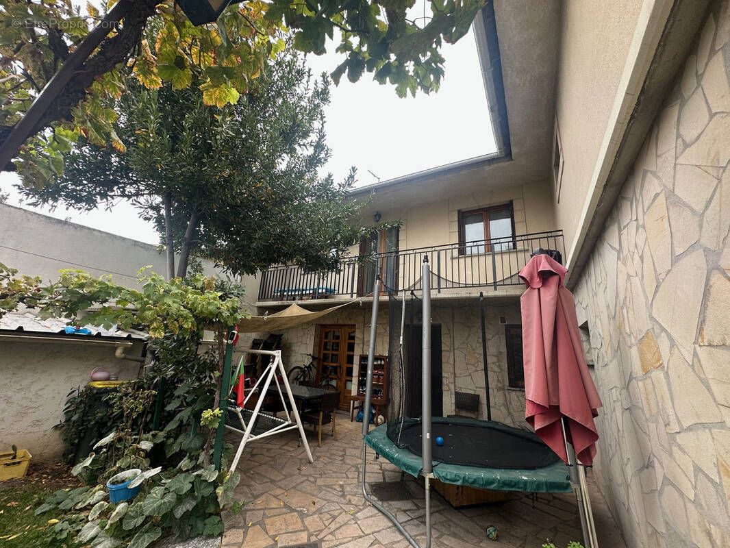 Maison à SAINT-DENIS