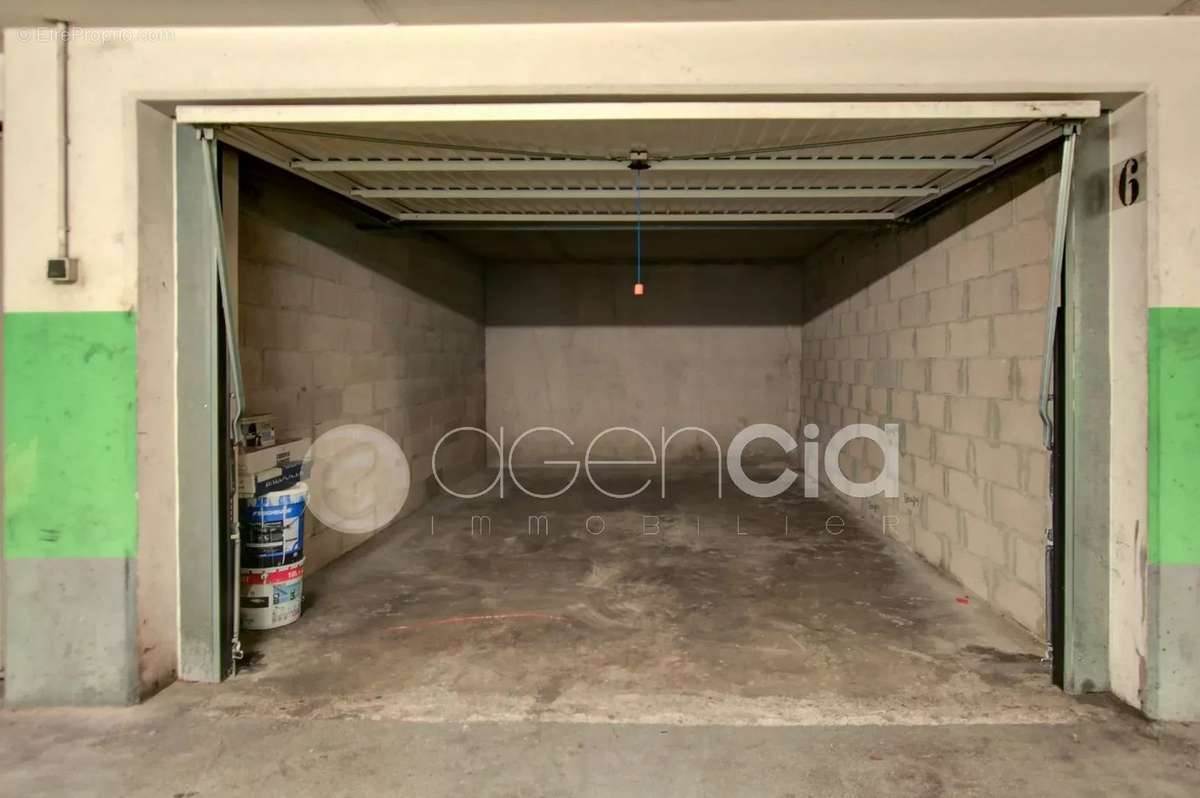 Appartement à VALBONNE