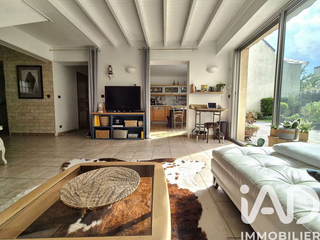 Photo 4 - Maison à CHOISY-LE-ROI