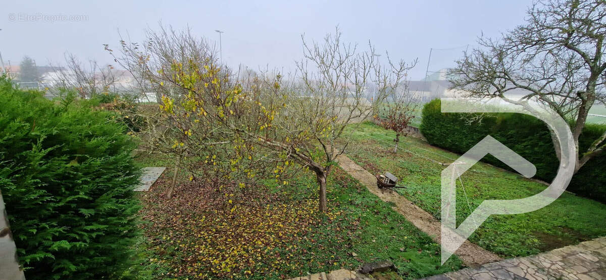 Maison à AMANVILLERS