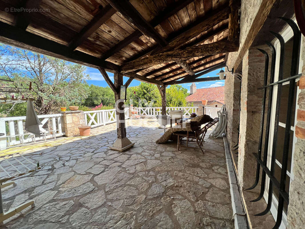 Maison à SAINT-GERY