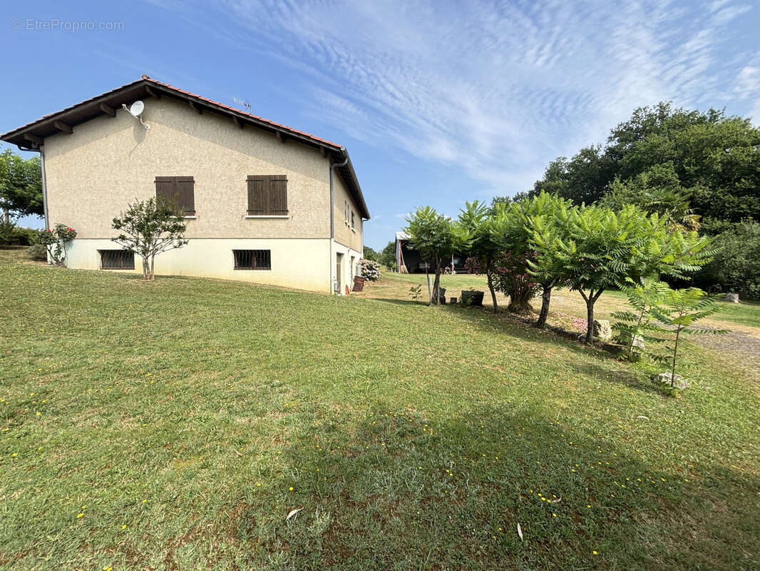 Maison à LABASTIDE-D&#039;ARMAGNAC