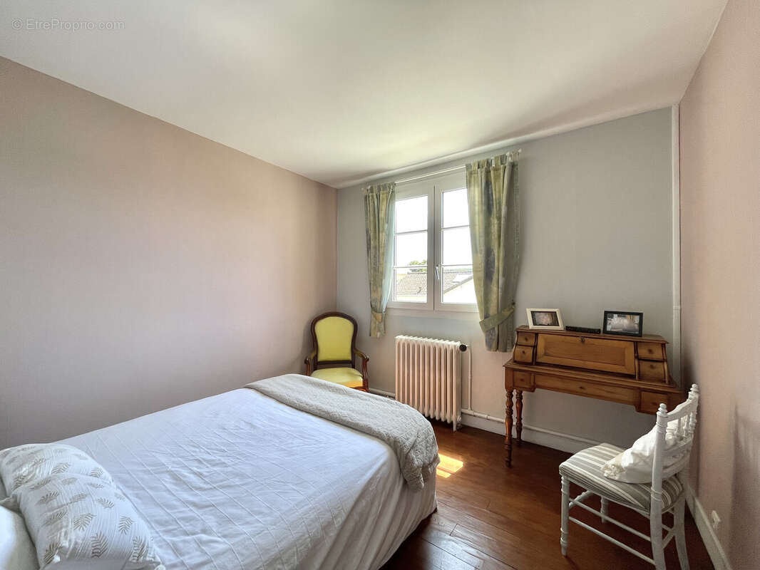 Maison à FONTENAY-LE-FLEURY