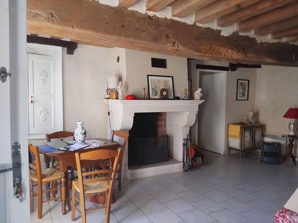 Maison 92 m² à Guipy  - photo 3