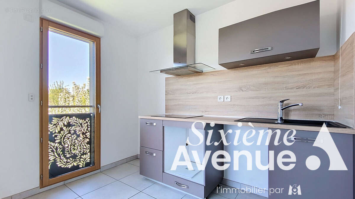 Appartement à BRON