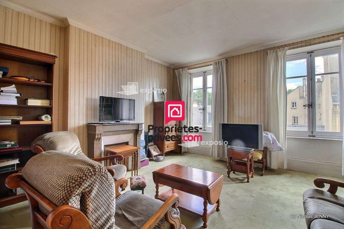 Appartement à VERSAILLES