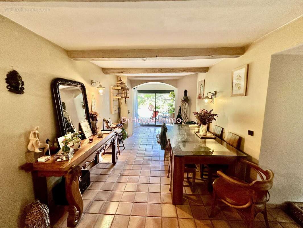 Maison à BUIS-LES-BARONNIES