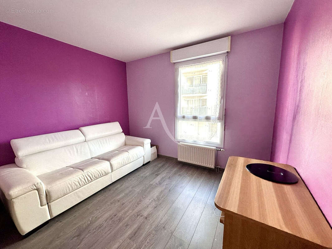 Appartement à BUSSY-SAINT-GEORGES