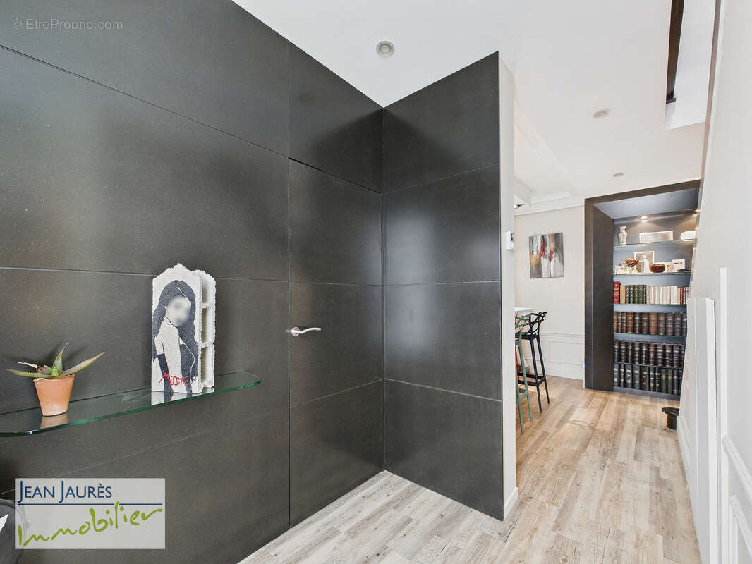 Maison à SAINTE-SAVINE